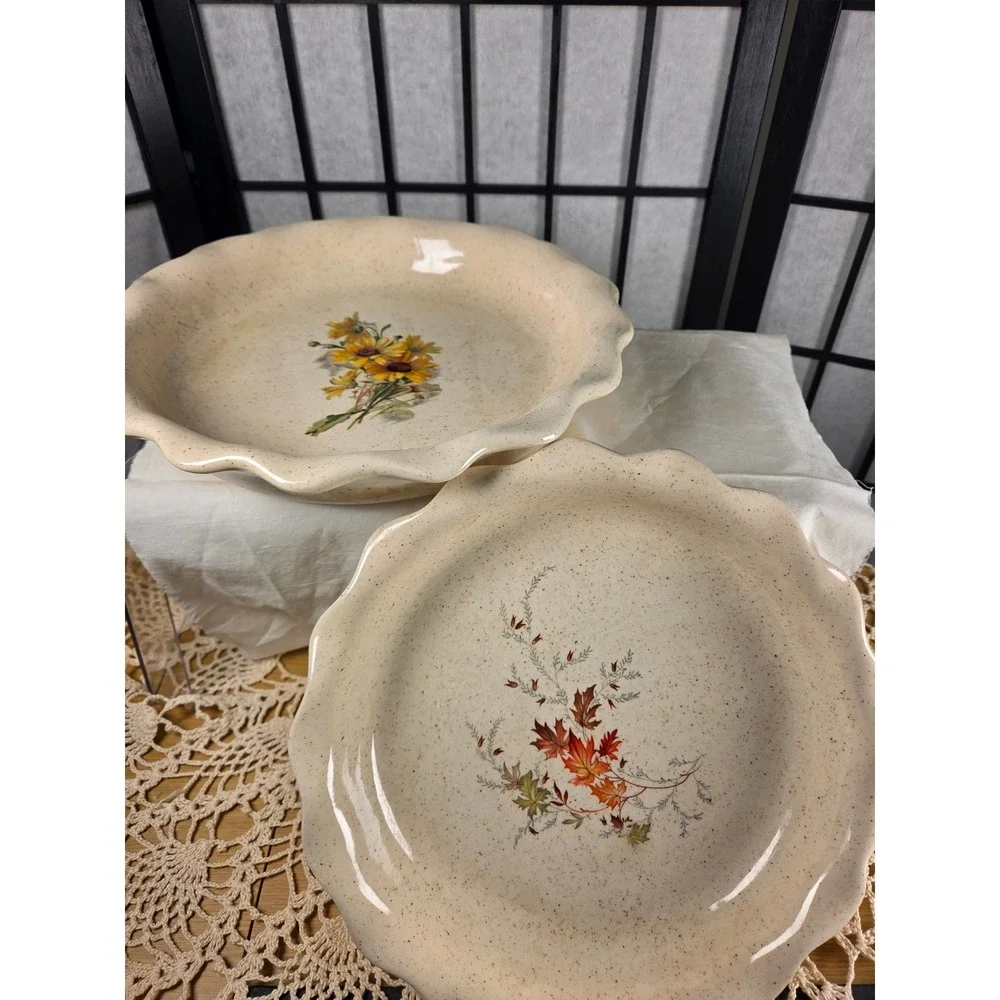 Vintage Speckled Stoneware Pie Plate Set Sunflowers Autumn Leaves Ruffled 1